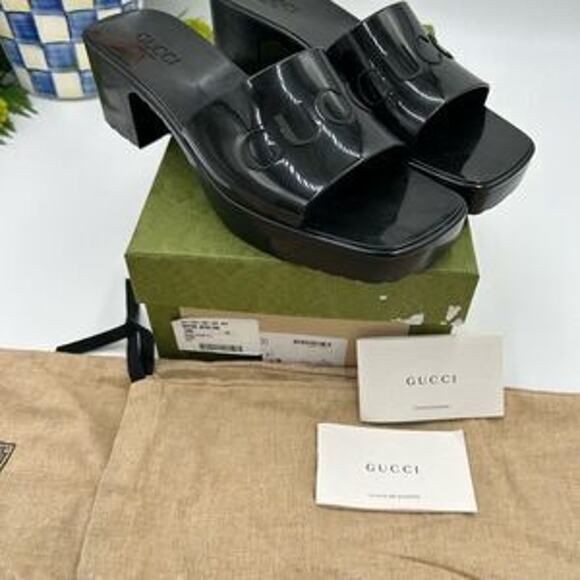 Women’s Gucci, rubber block, low heel slides, size 41 made in Italy - Picture 2 of 13